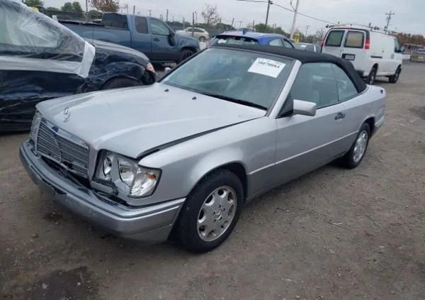 Mercedes-Benz Klasa E cena 49900 przebieg: 49338, rok produkcji 1995 z Człuchów małe 67